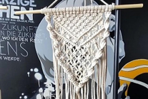 Leipzig: Macrame Wall Hanging Workshop with Custom Design