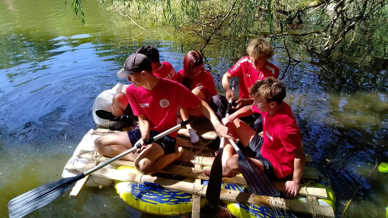 Flossbau und Testfahrt auf dem Schmelzteich in Bad Sachsa/Harz AHOI