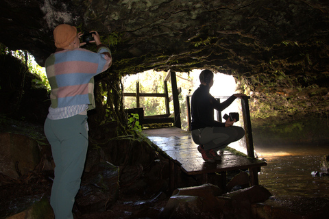 Discover Aberdare Park, Lake Naivasha & Hells Gate (3 days) Aberdare Park, Lake Naivasha & Hell's Gate (from Nairobi)