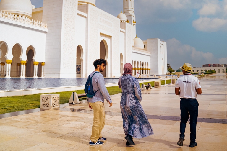 Abou Dabi : visite de 4 h et de la mosquée Cheikh ZayedVisite d’Abou Dabi en anglais et en allemand