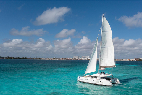 Adults-Only Paradise: Exclusive Catamaran to Isla Mujeres