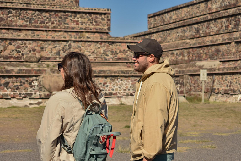 Teotihuacan Pyramids complete without shops or restaurantsFrom CDMX: Teotihuacan Pyramids Day Trip with Entry &amp; Guide