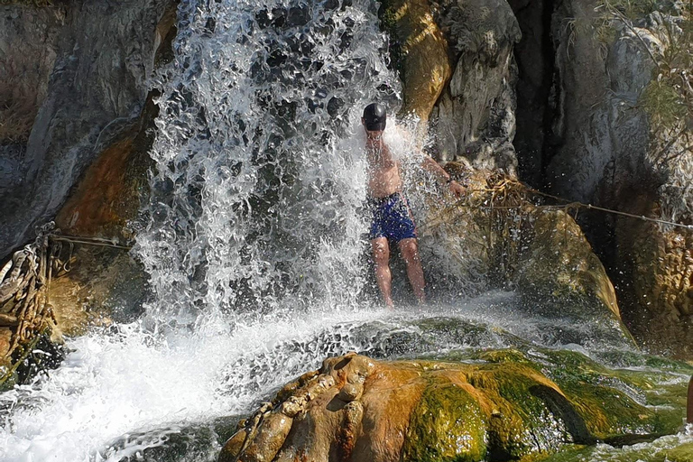 جولة ليوم واحد في ثيرموبيلي: روح 300 إسبارطي