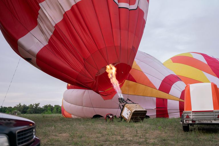 Teotihuacán: Exclusive Hot Air Balloon Flight Just for You and Your Partner Exclusive Hot Air Balloon Flight Just for You and Your Partner, Without Transportation