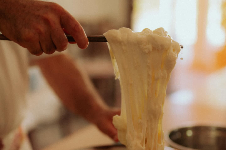 Amalfi: cookingclass whit mozzarella, tiramisù and pasta Amalfi: cookingclass whit mozzarella, tiramisù and pasta