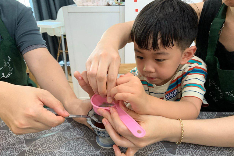 Da Nang Family Cooking Class - with Local Family in Da Nang