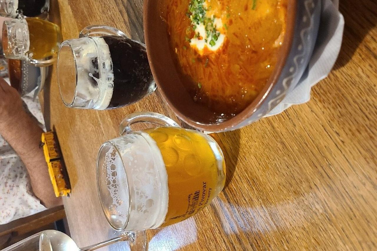 Bratislava: Local Beer and Food Tour with Snacks
