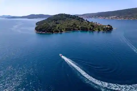 Zadar : Excursion en hors-bord sur 3 îles avec boissons rafraîchissantes