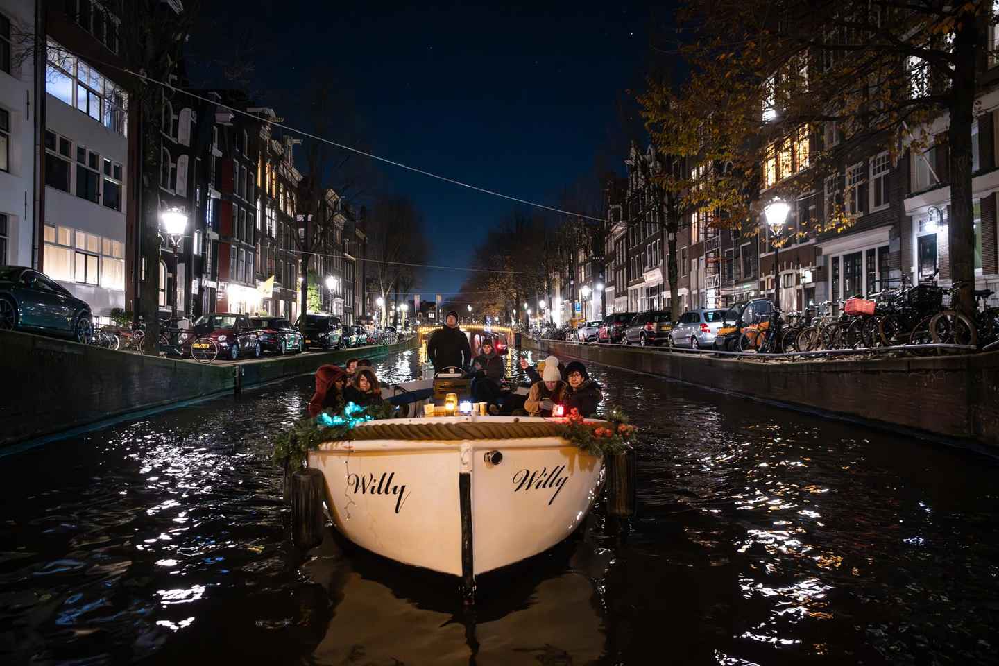 Amsterdam: Light Festival Open Boat Cruise & Drinks - Amsterdam: Light Festival Open Boat Cruise & Drinks
