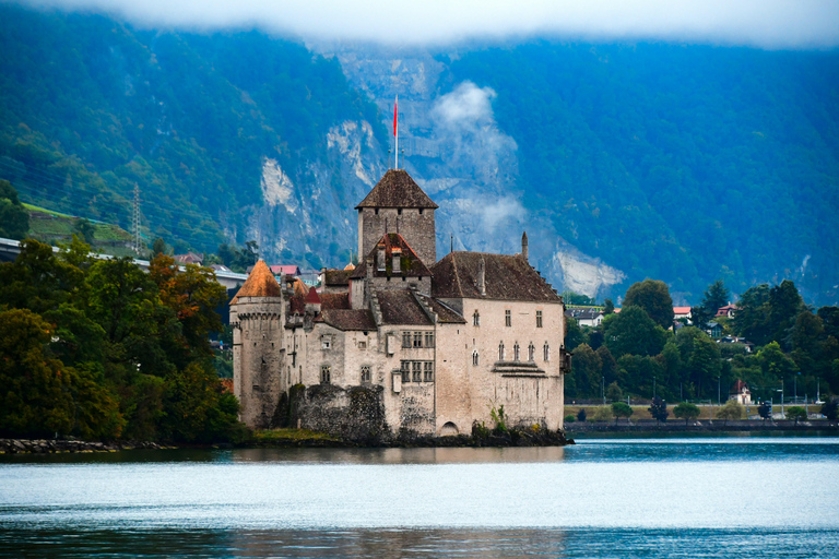 Zurich: Chaplin's World & Lake Geneva Private Day Trip