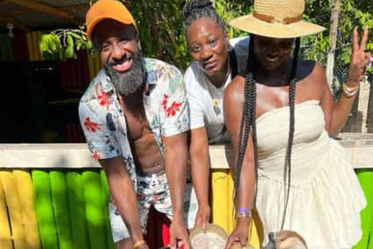 Montego Bay: Marijuana Farm and Bird Sanctuary Tour