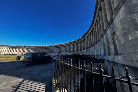 Private Tour to Stonehenge, Bath and The Cotswolds