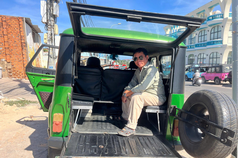 جولة جماعية في موي ني: الكثبان الرملية عند شروق الشمس أو غروبها بسيارة جيب