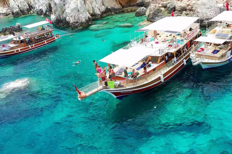 Fethiye: Full-Day 12 Island and Bay Cruise with Lunch