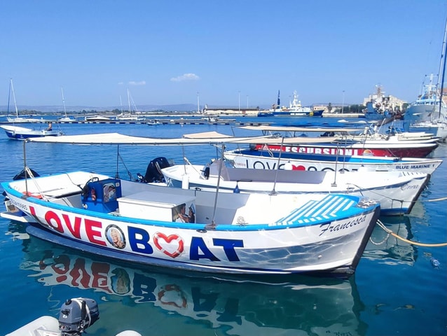 Syracuse: Magische tour rond het eiland Ortigia en de zeegrotten