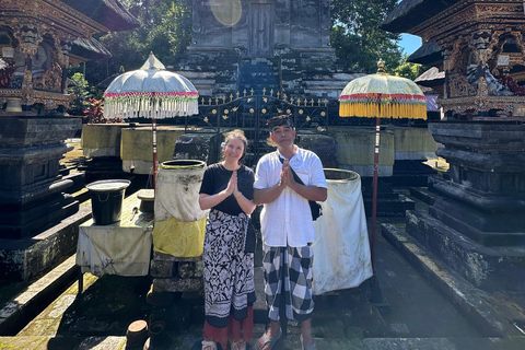 Mengening Temple: What Melukat Actually Feels Like