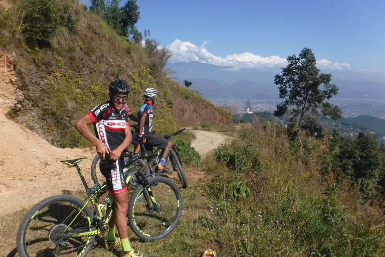 * Vanuit Pokhara: Kalikashan naar Begnas Lake Loop ...