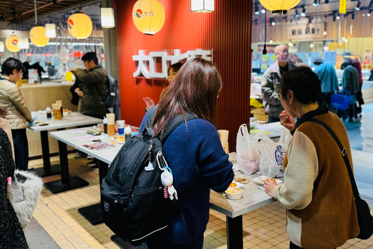 Kanazawa: 2-Hour Private Tour of Omicho Market with Tastings Not Included Food Tasting Expense