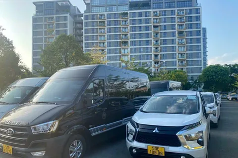 Taxi :Dall'aeroporto di Tan Son Nhat al distretto 9, Hooc Mon- Nha Be