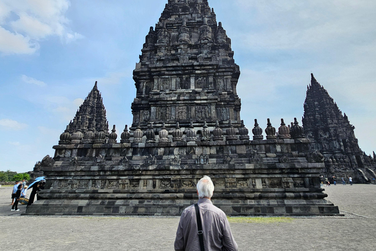 Templi e sapori: tour di Prambanan con fotografo e pranzoTempli e gusto: tour di Prambanan con fotografo e pranzo