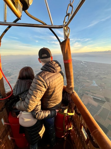 Costa Brava: Romantic Balloon Ride at 1,000m