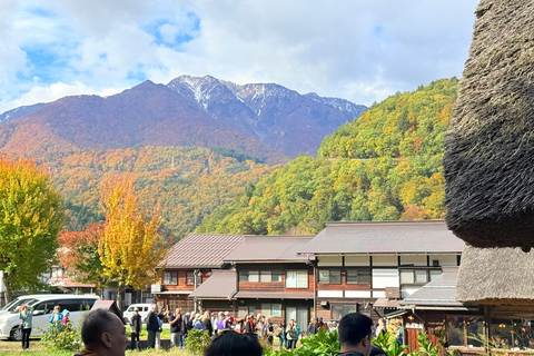 Kanazawa: Shirakawago, Gokayama, and Takayama Full Day Trip