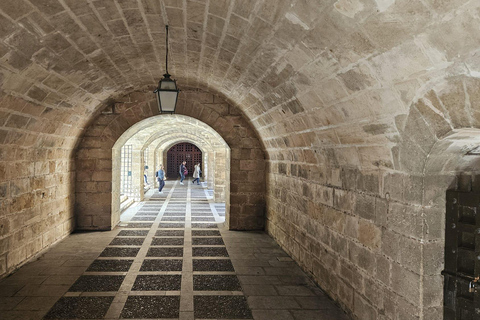 Palma: Old Town Guided Tour with Cathedral Skip-the-Line