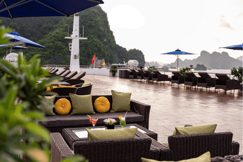 Hanoi: 2-dagars Halong-Lan Ha Bay BEST SELLER 5* kryssning balkong