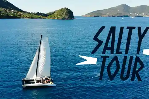 Les Saintes - Sailing CATAMARAN discovery, music, turtles and drinks!