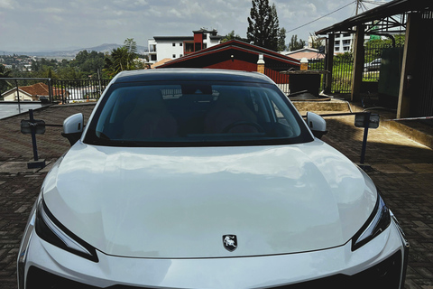 Kigali INTL Airport: Luxury Roundtrip Transfer Service 2024 Luxury Car SUV