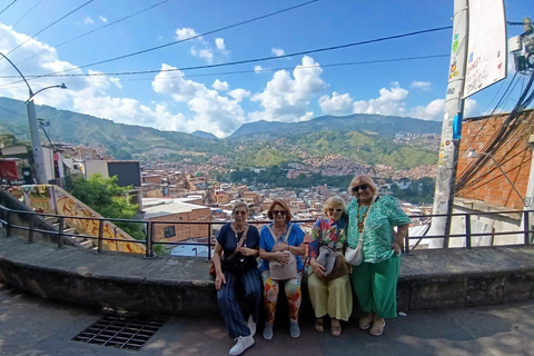 Comuna 13 Full Experience | Subway, Metrocable, Street Art and Culture. Comuna 13 Full Experience | Metro, Metrocable, Street Art and Culture.