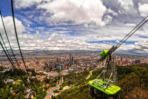 Bogotá: Monserrate Hill Cable Car or Funicular Ticket