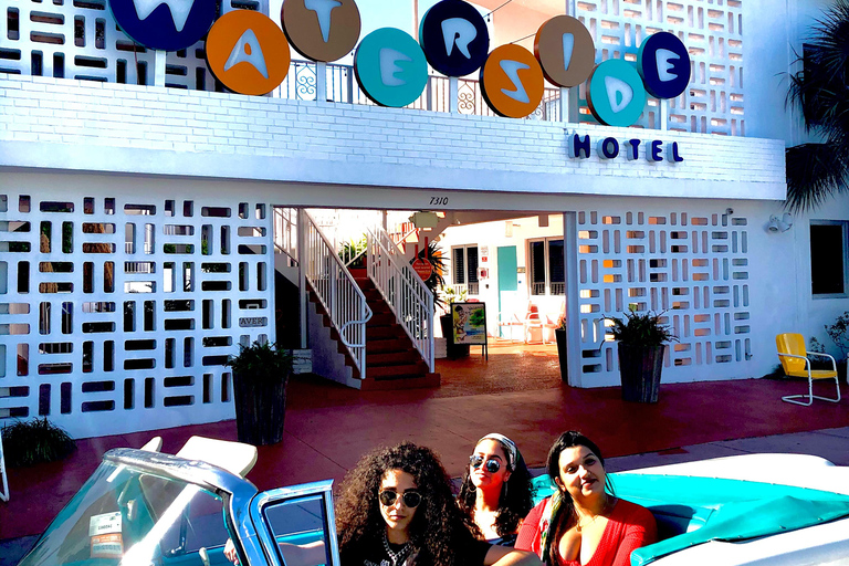 Miami Beach: 2h Classic Car Tour with Local Guide