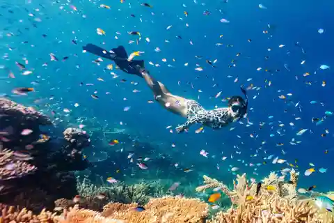 Phuket: Phi Phi, Maya and Khai Or Bamboo Island by Catamaran