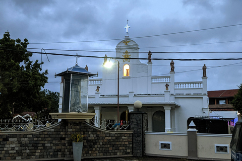 Negombo Life, Lagoon & Hidden Gems Tour with a Local Friend