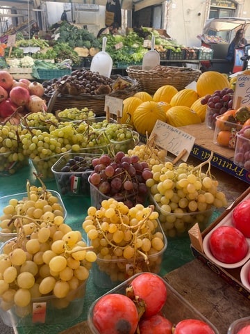 Syracuse: Market Tour and Cooking Class with a View of the Archaeological Park