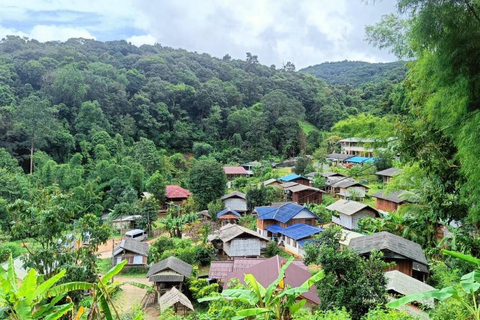 Chiang Mai: Mae Ya waterval &amp; Pha Dok Siew trektochtPrivétour met ophaalservice vanaf je hotel