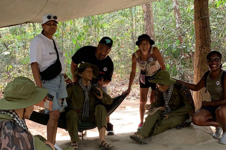 Excursão aos túneis de Cu Chi e ao Delta do Mekong em um dia