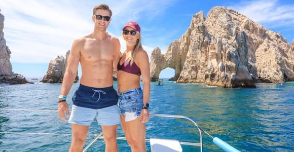 Cabo San Lucas: Snorkeling and Sailing Cruise with Lunch