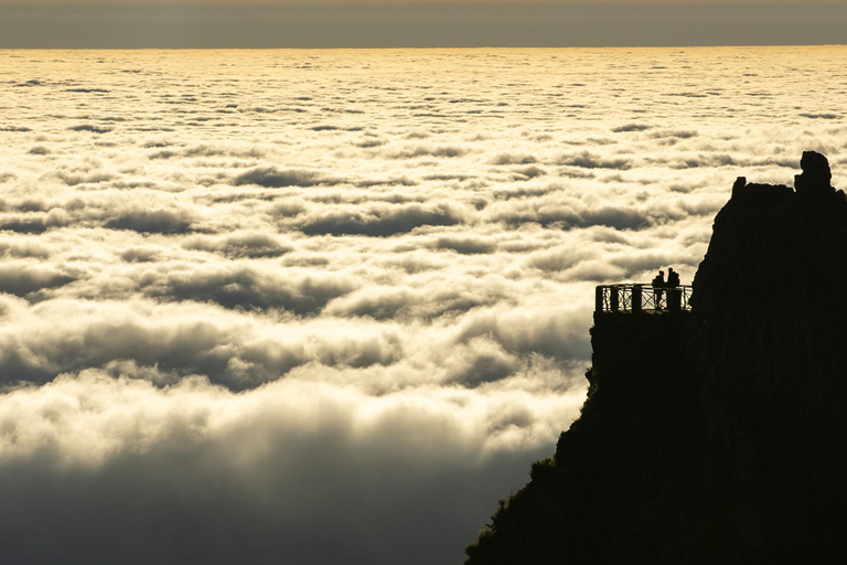 Sunset experience Pico do Arieiro Madeira with a Local Guide