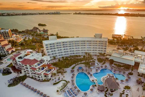 Prywatny transfer z Grand Park Royal Cancun na lotnisko CUN
