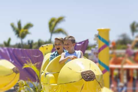 Sea World Entry Ticket with Rides and Shows - Image 3
