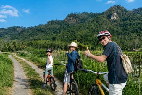 From Yogyakarta: Borobudur Countryside Guided Cycling Tour - Image 3