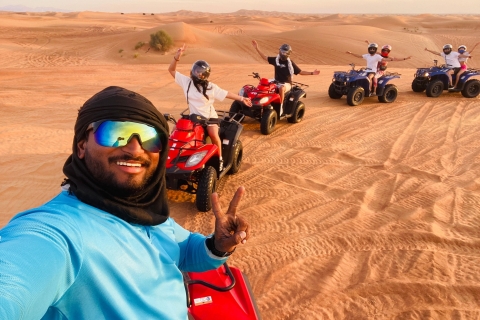 Dubai: quadsafari in woestijn, kameelrit, sandboarding & BBQGedeelde tour met eenpersoonsquadrit