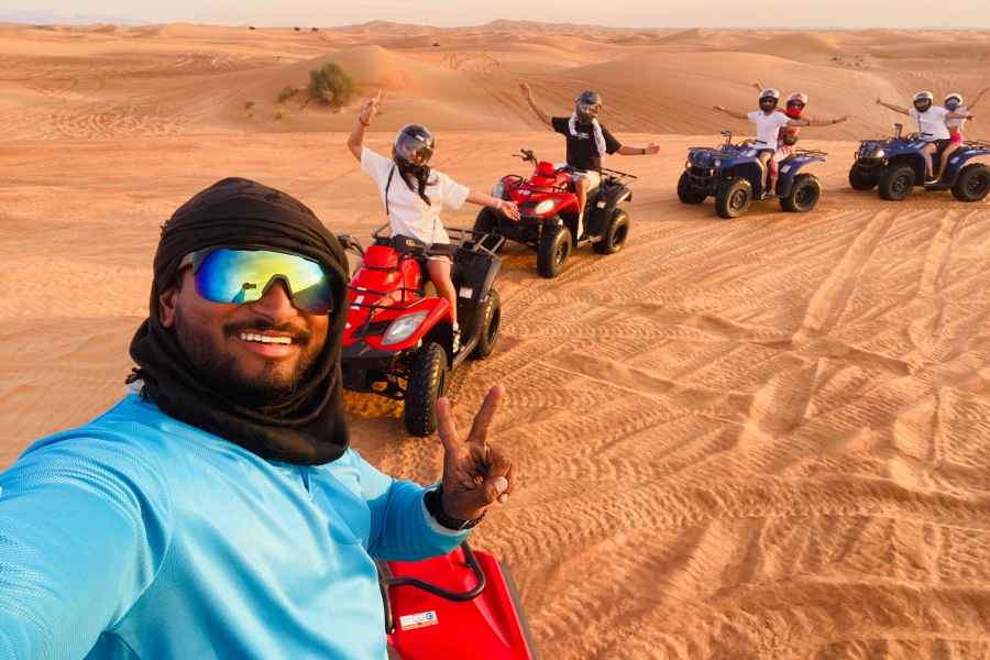 Dubai: Quad Bike Safari, Kamele & Al Khayma Camp BBQ Dinner