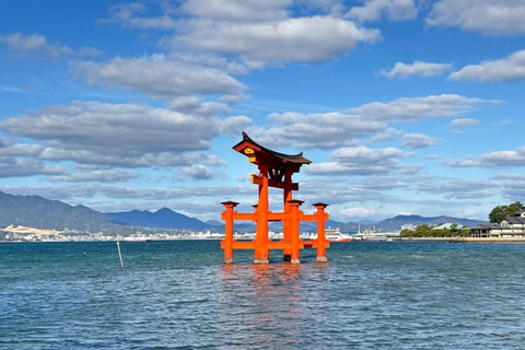 From Osaka/Kyoto: Hiroshima and Miyajima Private Custom Tour