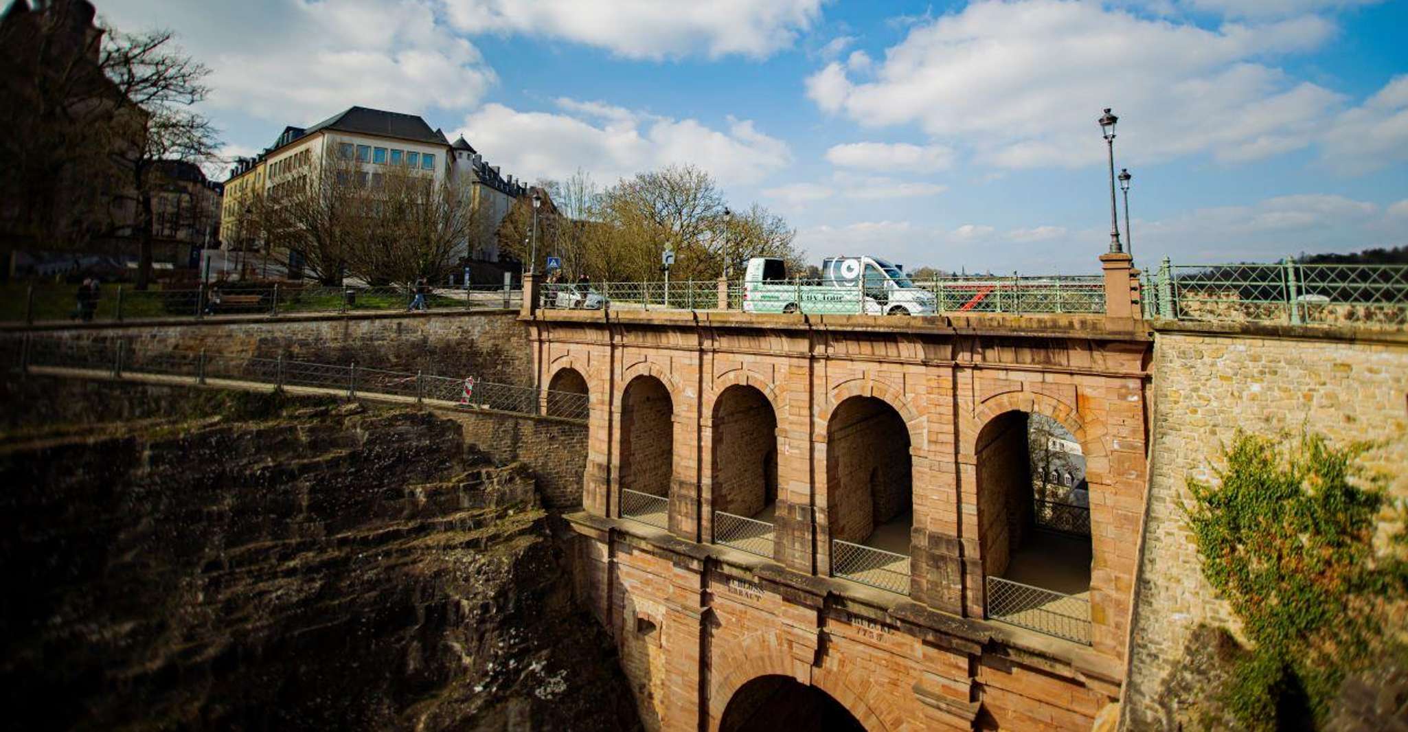 Luxembourg, City Bus Tour with Audio Guide and Headphones - Housity