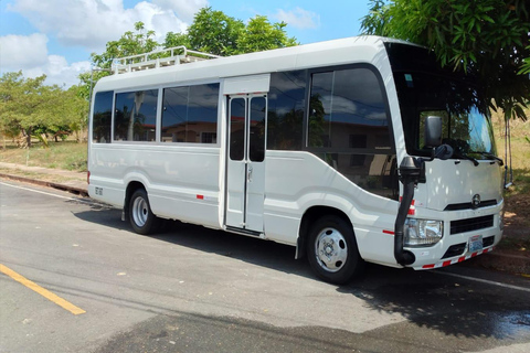 Panama-Stadt: Gemeinsamer Shuttle zum Riu Playa Blanca Hotel