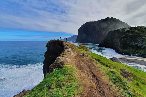 Madeira: Jeep 4x4 Safari Tour with Porto Moniz Natural PoolsFunchal: Mountains, Waterfalls, and Natural Pools Jeep Tour