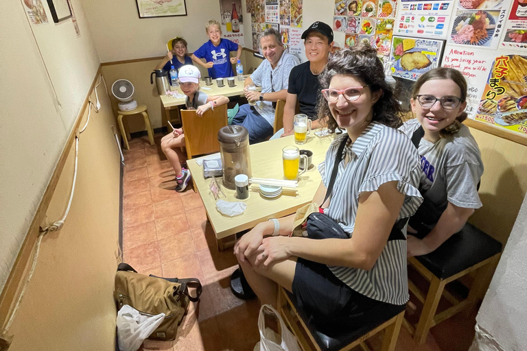 Tsukiji Fish Market+Lunch +Asakusa Tea +Akiba Maid Cafe tour